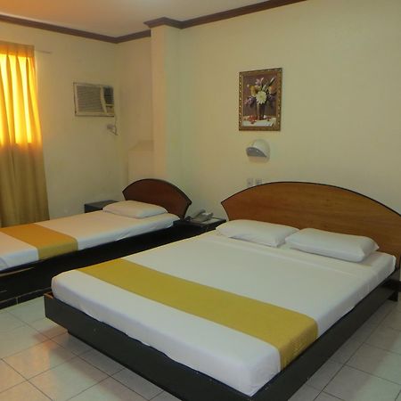 Paragon Suites Cebu Exteriör bild