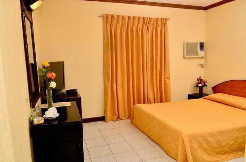 Paragon Suites Cebu Exteriör bild