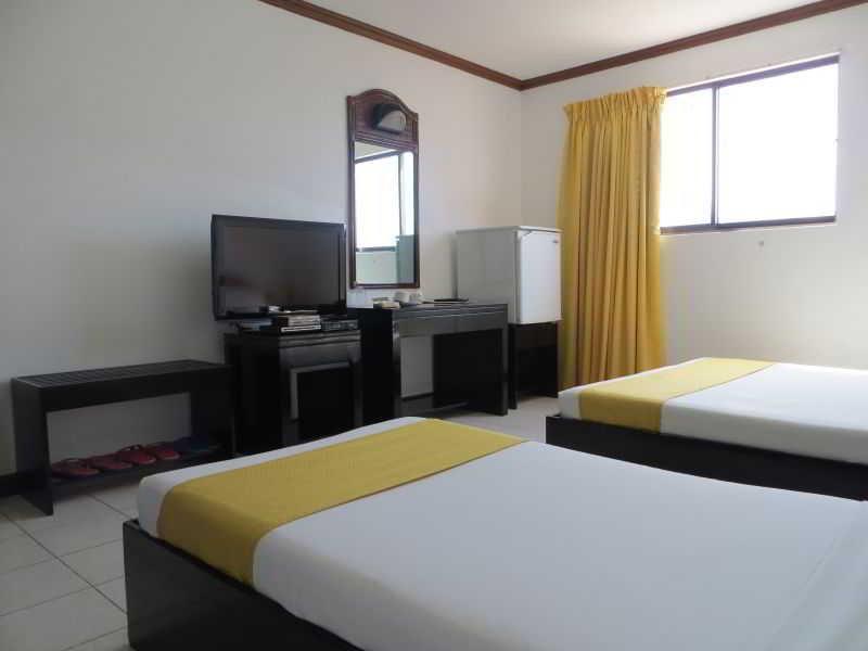 Paragon Suites Cebu Exteriör bild