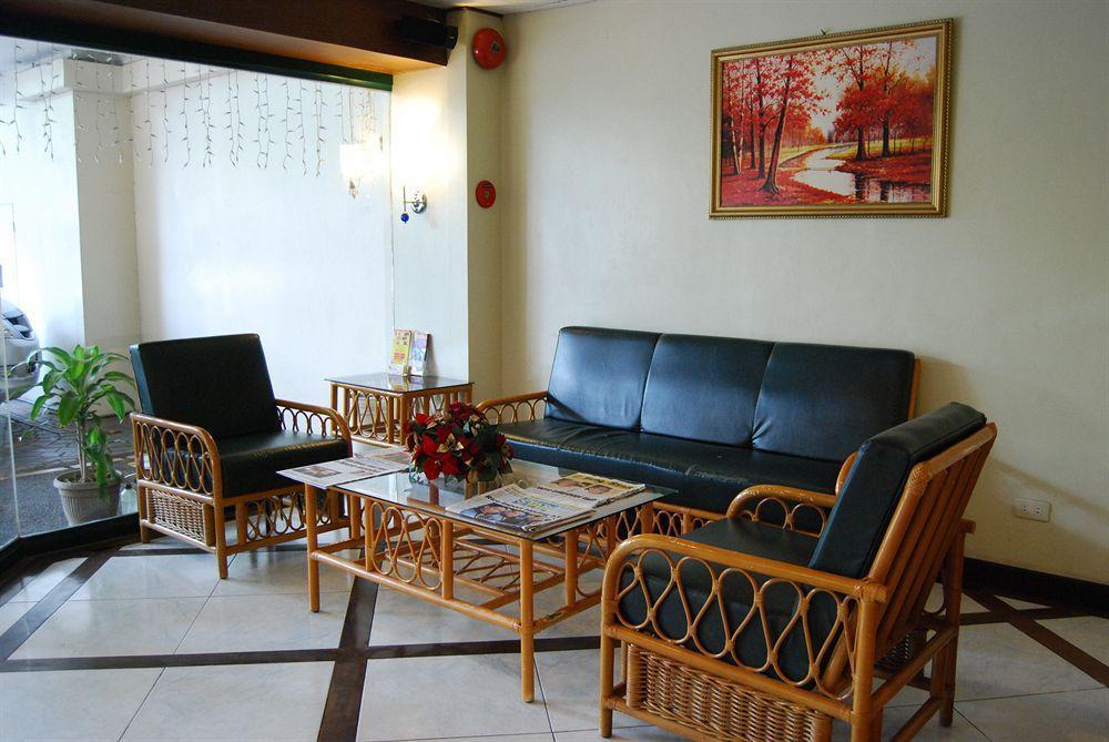 Paragon Suites Cebu Exteriör bild