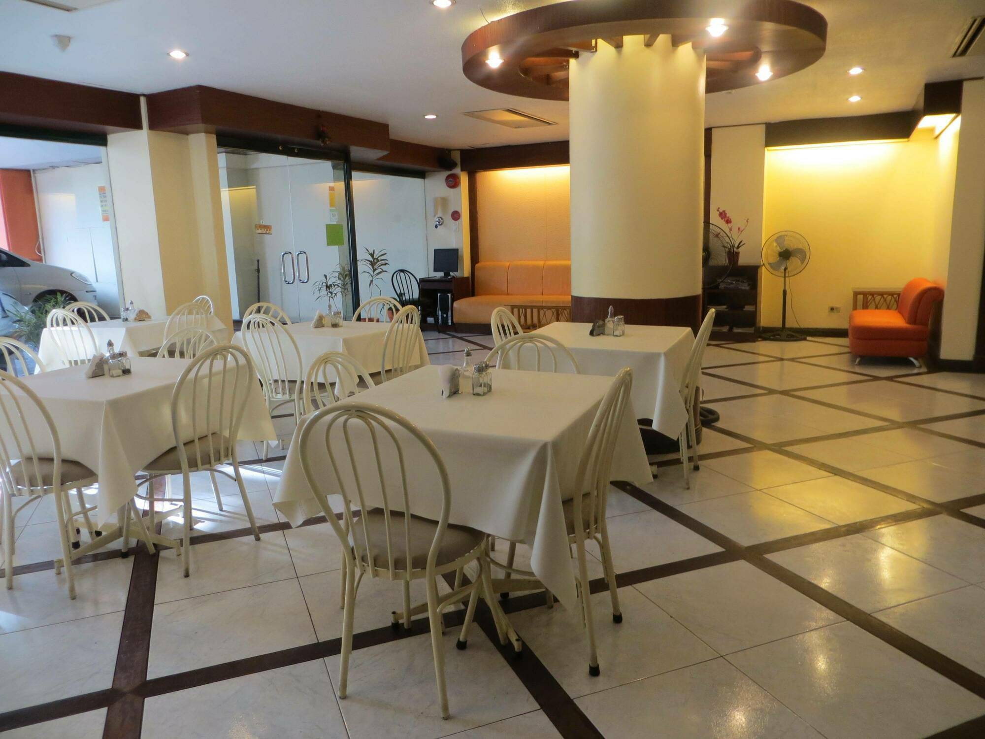 Paragon Suites Cebu Exteriör bild